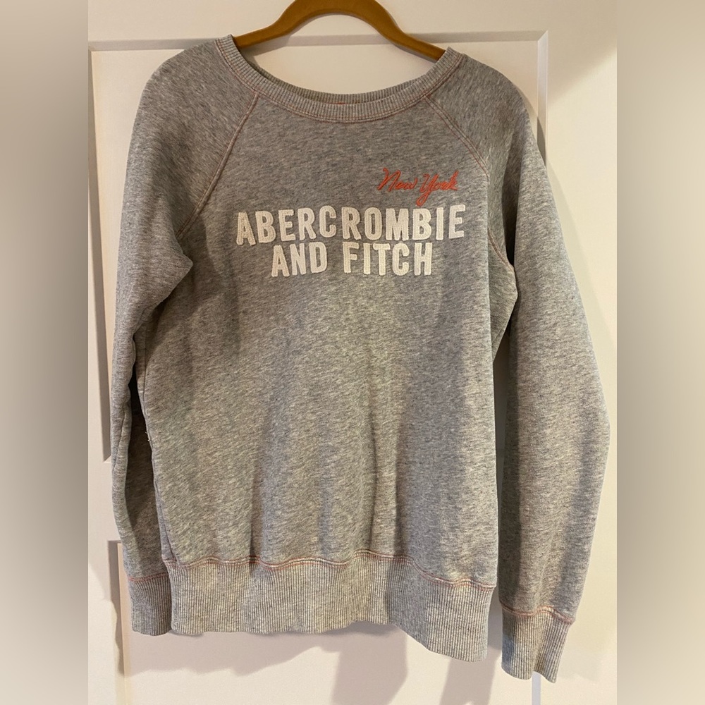 Abercrombie crewneck